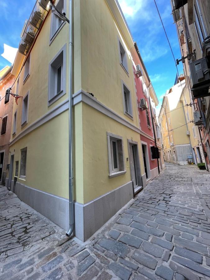 Star Apartment Πιράν Εξωτερικό φωτογραφία