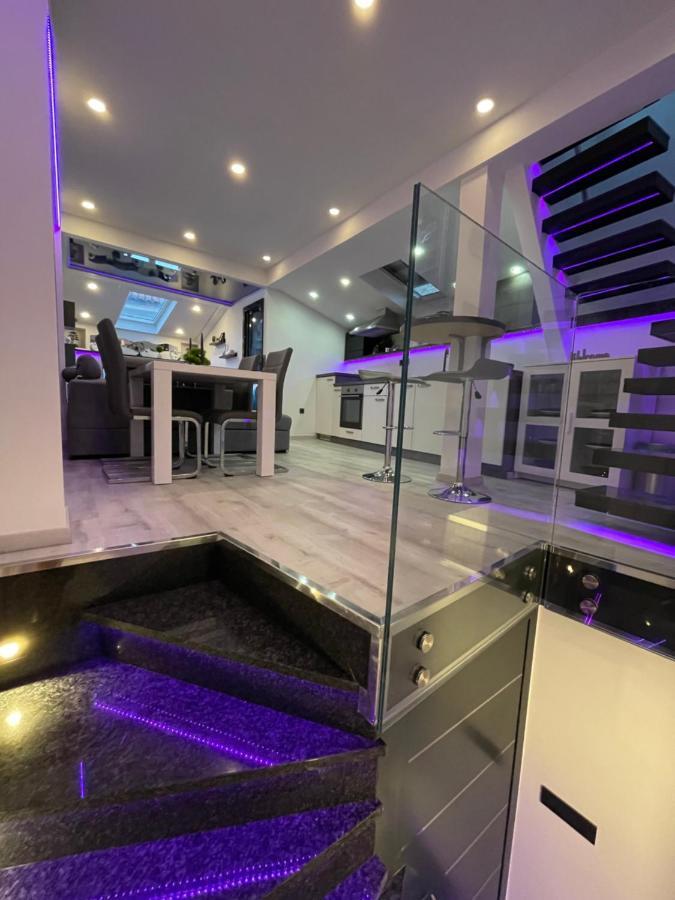 Star Apartment Πιράν Εξωτερικό φωτογραφία
